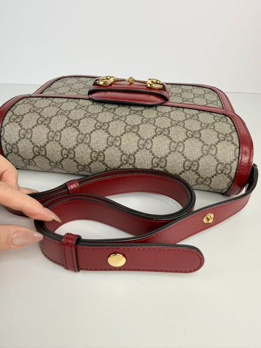 Gucci Horsebit 1955 Small GG Supreme Canvas Red Leather Shoulder Crossbody Bag - Picture 5 of 11